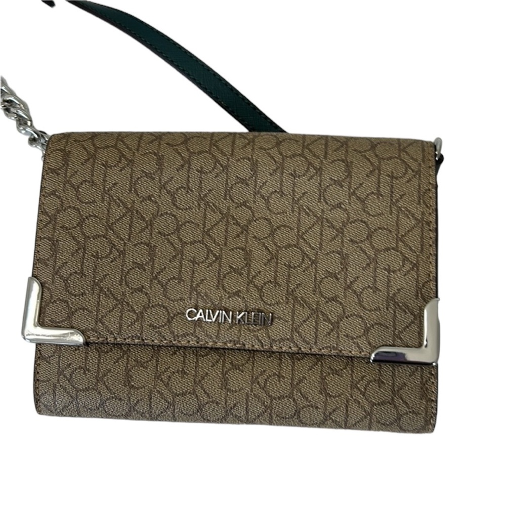Calvin Klein Signature Crossbody Bag